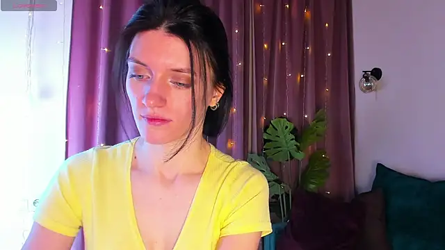 Snapshot of roxy_riot_ chatting on 02/06/25, 06:40 roxy riot online show from 02/06/25, 06:40