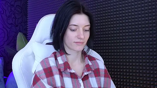 Snapshot of roxy_riot_ chatting on 03/15/25, 07:20 roxy riot online show from 03/15/25, 07:20