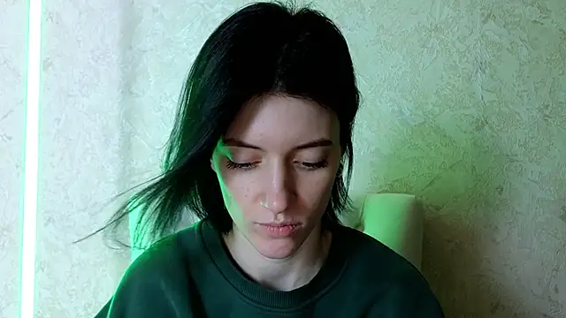 Snapshot of roxy_riot_ chatting on 03/19/25, 07:40 roxy riot online show from 03/19/25, 07:40