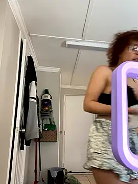 Snapshot of grassXass420 chatting on 01/07/26, 07:16 grassXass420 online show from 01/07/26, 07:16