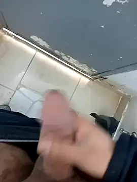 Snapshot of bigcockturk3 chatting on 02/18/25, 12:39 bigcockturk3 online show from 02/18/25, 12:39