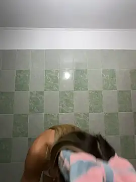 Snapshot of BonyBon29 chatting on 03/09/25, 04:49 BonyBon29 online show from 03/09/25, 04:49