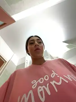 Snapshot of BonyBon29 chatting on 03/17/25, 02:01 BonyBon29 online show from 03/17/25, 02:01