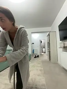 Snapshot of BonyBon29 chatting on 10/19/25, 05:02 BonyBon29 online show from 10/19/25, 05:02