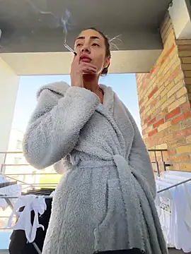 Snapshot of BonyBon29 chatting on 10/31/25, 10:38 BonyBon29 online show from 10/31/25, 10:38