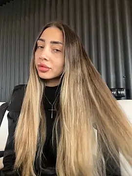 BonyBon29 online show from 11/23/25, 09:53