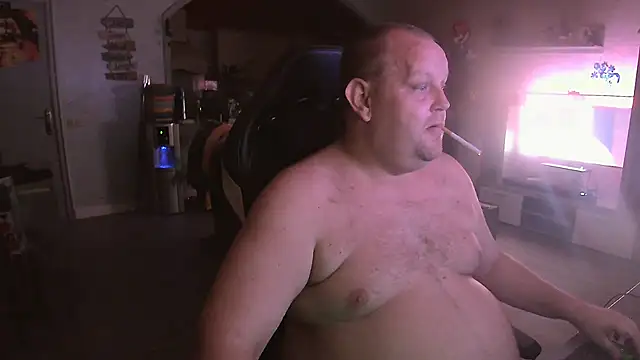 Snapshot of Hotfire-112 chatting on 03/28/26, 11:15 Hotfire-112 online show from 03/28/26, 11:15