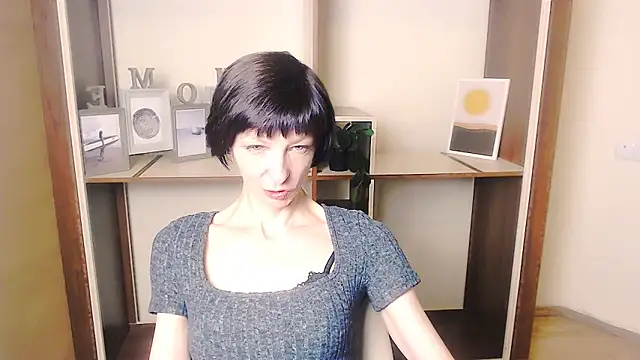  AngeliaFlow  online show from 09/09/25, 06:35