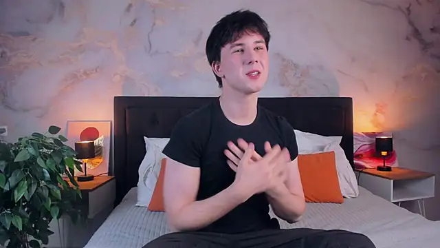 AdrianoAubert online show from 11/11/25, 03:17