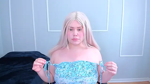  leana  online show from 11/11/25, 04:29