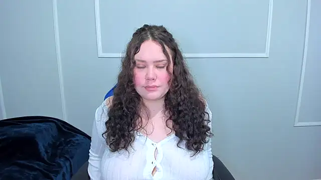  leana  online show from 05/14/26, 05:31