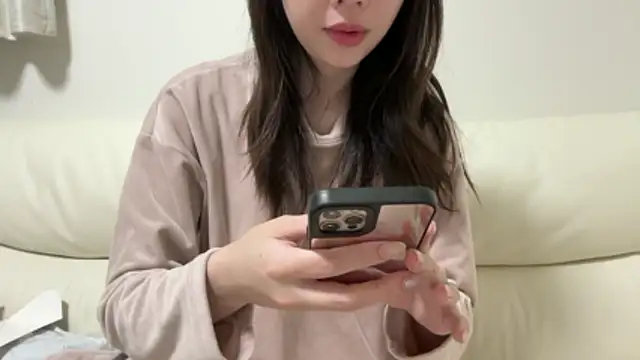 -KURUMI- online show from 05/13/26, 08:01