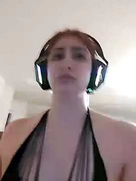 Gamergirl-Linela online show from 02/23/25, 07:17