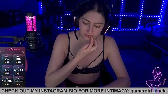 Gamergirl-Linela online show from 09/21/25, 11:28