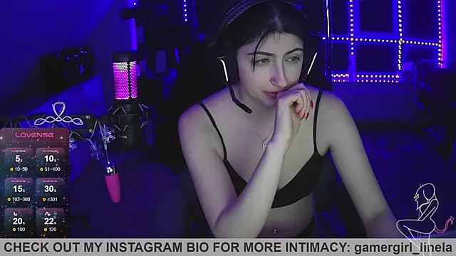 Gamergirl-Linela online show from 11/29/25, 08:45