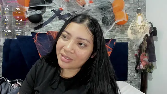 Sophia Brunett online show from 10/30/25, 11:55