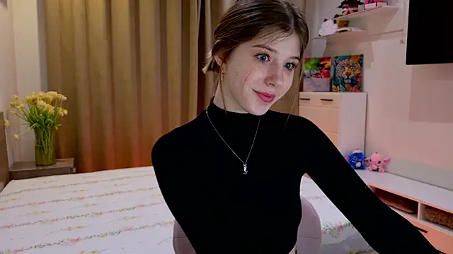 Snapshot of Bella_amory chatting on 02/22/26, 06:06 Bella amory online show from 02/22/26, 06:06