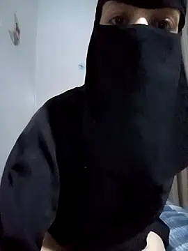 Snapshot of Milan-88 chatting on 02/22/26, 08:51 Milan-88 online show from 02/22/26, 08:51