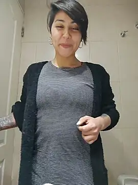 MaiPandora online show from 11/30/25, 12:25