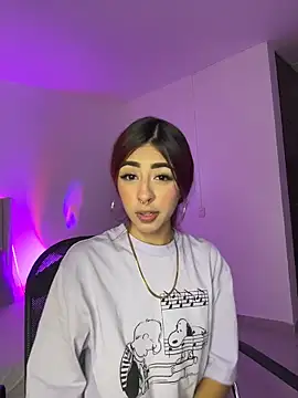 Mirandaa Rogers online show from 06/20/26, 07:05