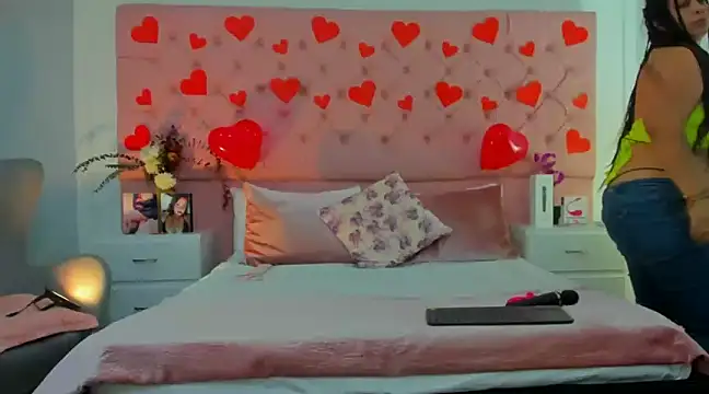 KourtneyEvans online show from 02/15/25, 05:50