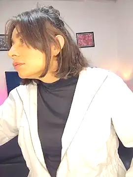  michonne  online show from 02/18/25, 07:41