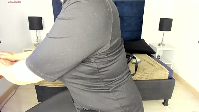  michonne  online show from 03/16/25, 08:11