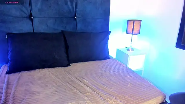  michonne  online show from 03/20/25, 11:12