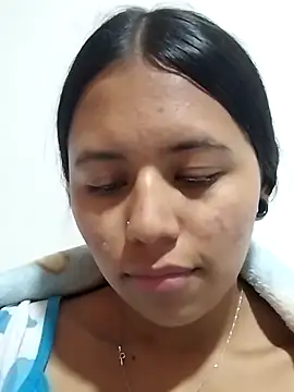 Snapshot of Venus_Day chatting on 02/14/25, 04:15 Venus Day online show from 02/14/25, 04:15