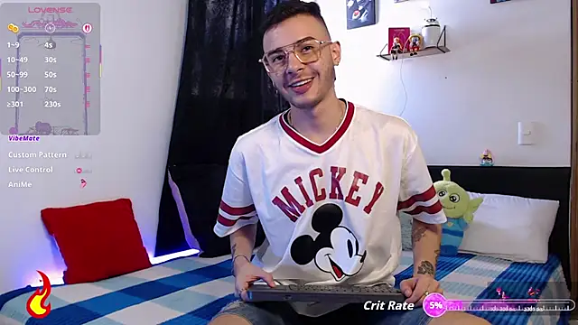 kyle clint07 online show from 11/26/25, 05:14