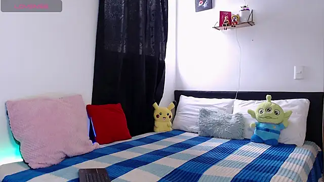 kyle clint07 online show from 12/15/25, 03:49