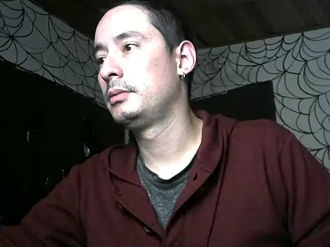 Snapshot of vampireathome chatting on 04/05/26, 04:09 vampireathome online show from 04/05/26, 04:09