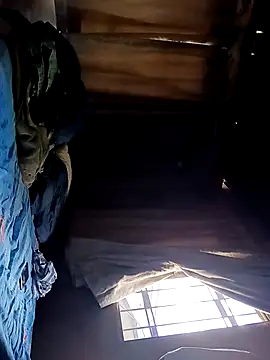 Snapshot of xxx_dogg chatting on 04/08/26, 09:37 xxx dogg online show from 04/08/26, 09:37