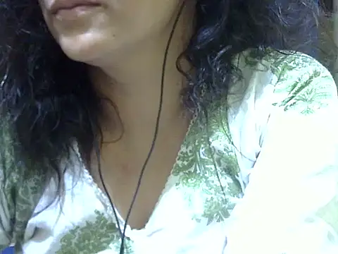 Your cutiepie  online show from 10/15/25, 04:29