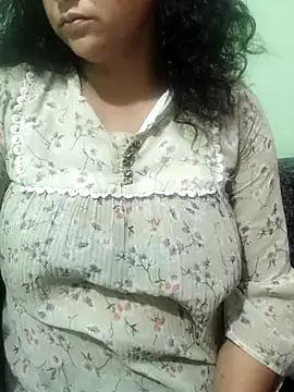 Snapshot of Your_cutiepie_ chatting on 07/17/26, 12:34 Your cutiepie online show from 07/17/26, 12:34