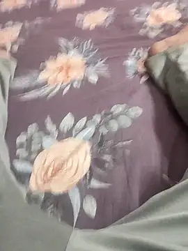 Snapshot of Yashkumar_0697 chatting on 03/05/25, 05:18 Yashkumar 0697 online show from 03/05/25, 05:18