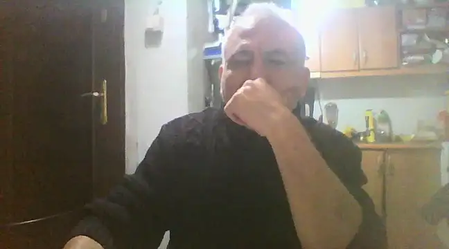 Snapshot of murat7888 chatting on 02/21/25, 11:11 murat7888 online show from 02/21/25, 11:11