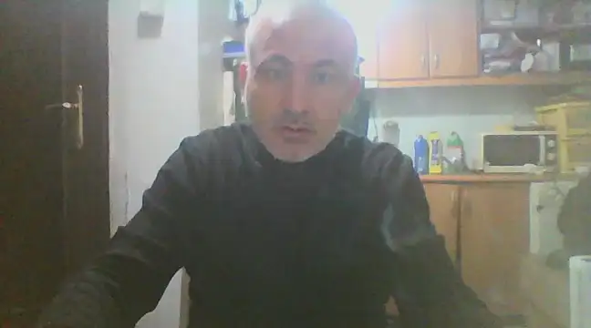 Snapshot of murat7888 chatting on 03/07/25, 12:45 murat7888 online show from 03/07/25, 12:45