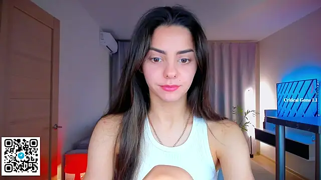 Snapshot of EmiliaZen chatting on 02/06/26, 05:05 EmiliaZen online show from 02/06/26, 05:05