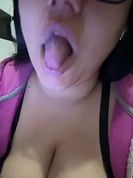 daianaspencer online show from 02/10/25, 09:04