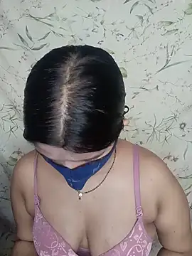 Snapshot of Crazybhabhi chatting on 05/16/26, 09:13 Crazybhabhi online show from 05/16/26, 09:13