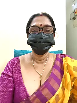 Snapshot of niiveditha chatting on 02/20/25, 06:02 niiveditha online show from 02/20/25, 06:02