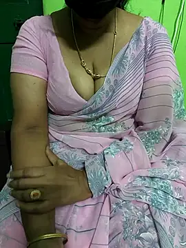 Snapshot of niiveditha chatting on 03/20/25, 03:04 niiveditha online show from 03/20/25, 03:04