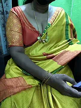 niiveditha online show from 11/05/25, 10:04