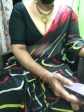 niiveditha online show from 11/16/25, 01:11