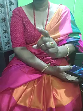 niiveditha online show from 12/14/25, 01:38