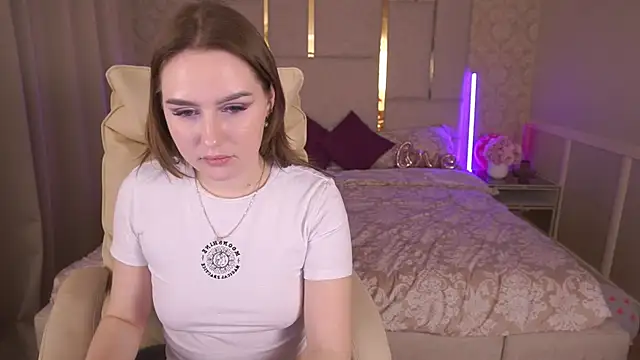 Snapshot of DivineJass chatting on 02/22/25, 03:01 DivineJass online show from 02/22/25, 03:01