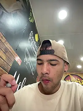 Snapshot of Twink_X chatting on 02/15/25, 09:37 Twink X online show from 02/15/25, 09:37