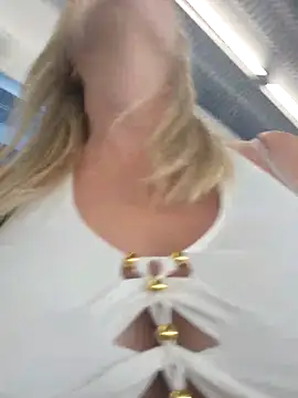 Sexybiene969 online show from 09/15/25, 04:07