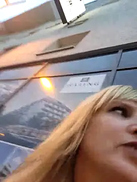 Sexybiene969 online show from 09/24/25, 04:21